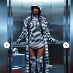 Fashion Nova Black and White “Sandra” Houndstooth Long Sleeve mini Dress